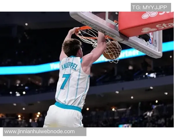 克尼佩尔谈投篮自信与队友协作的重要性感谢他们创造进攻机会